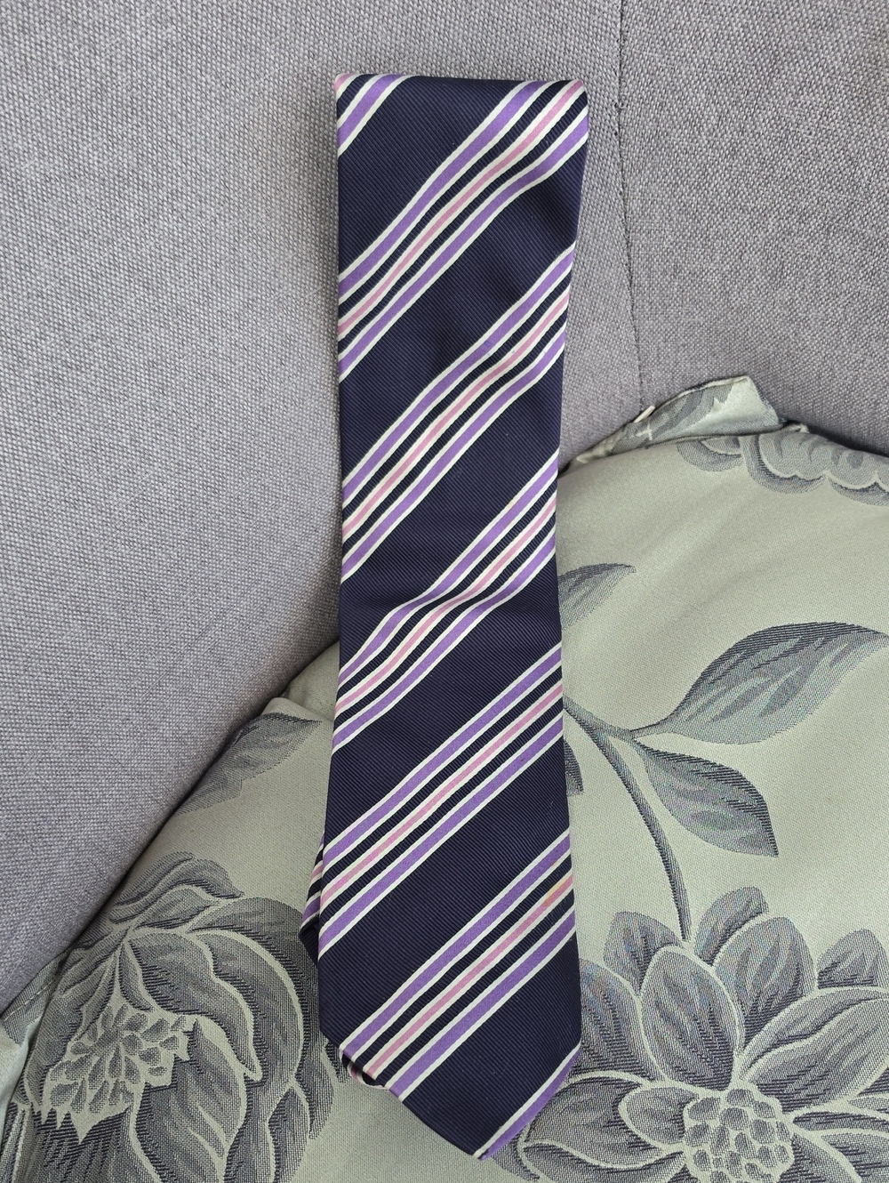 Brioni Striped Navy and Purple Men's Necktie. B37